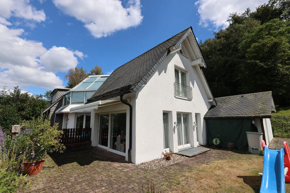 Über den Dächern von Fredeburg. – Foto 3