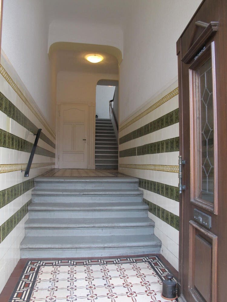 Zentral in Neheim. Großes Haus aus der Gründerzeit. – Foto 3